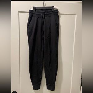 Lululemon ready to fleece jogger